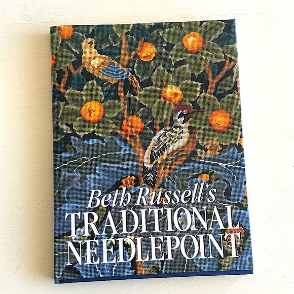 Pattern book, traditional needlepoint - Picture 1 of 5